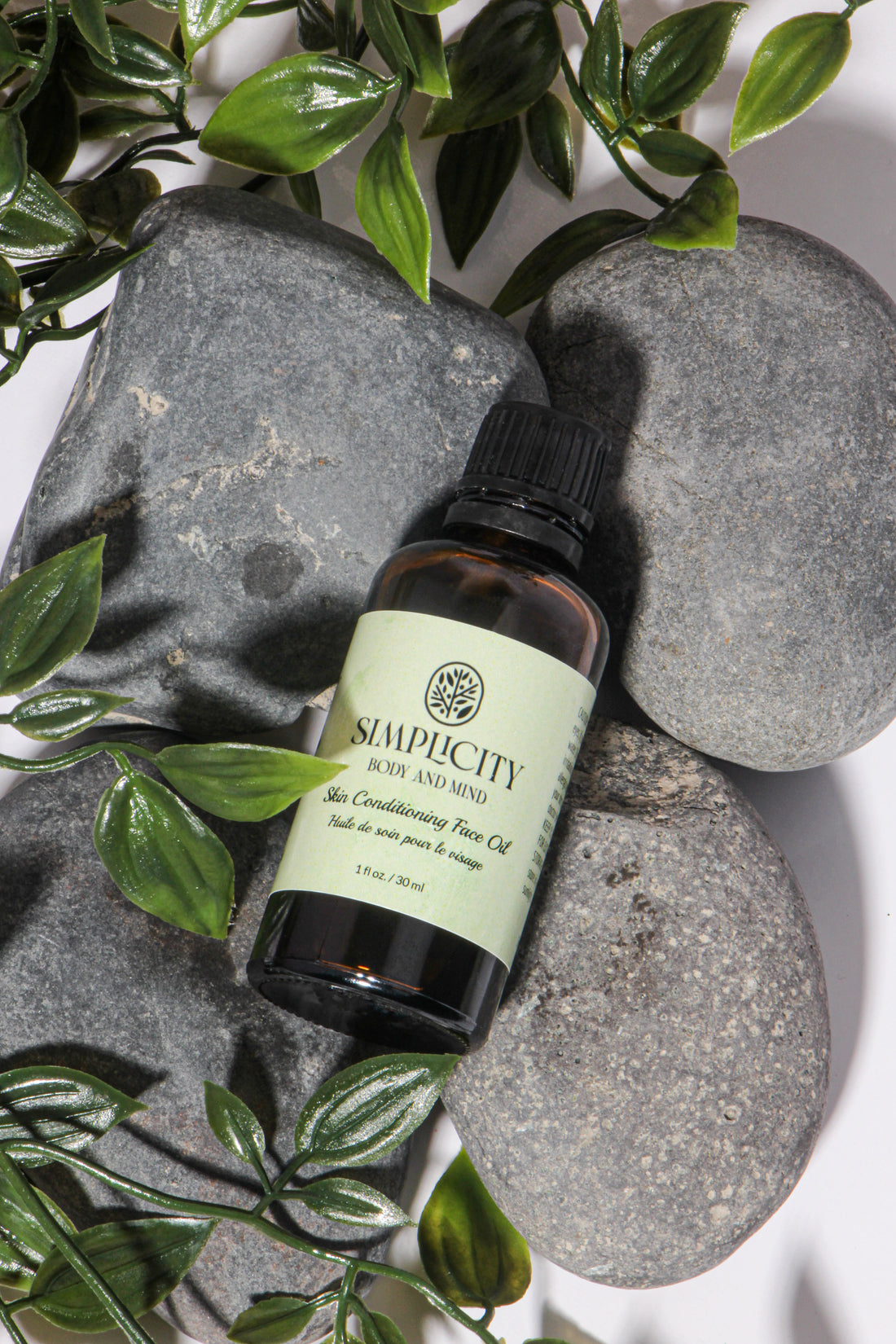 Face serum, moisturizer, skincare, 100% natural ingredients. For dry skin, sensitive skin, and aging skin